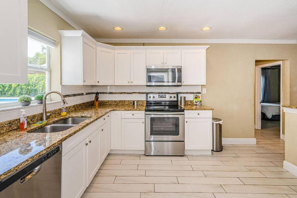 Beautiful Pool House In Old Seminole Heights! Villa Tampa Luaran gambar