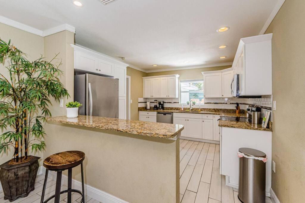 Beautiful Pool House In Old Seminole Heights! Villa Tampa Luaran gambar